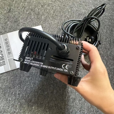 Carregador de bateria ESCH série 24V 15A de alta qualidade com ventilador de arrefecimento silencioso