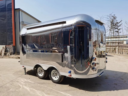 Preço acessível CE Trailers de alimentos personalizados Camper Van Snack Carrinho de restauração Trailers de alimentos totalmente equipados