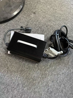 Carregador de bateria ESCH série 24V 15A de alta qualidade com ventilador de arrefecimento silencioso