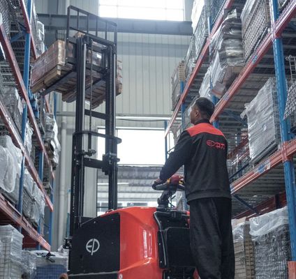 Acionamento Elétrico EP Tech 2,0 Ton Counterbalance Stacker com bateria de lítio opcional Altura de elevação 3000mm