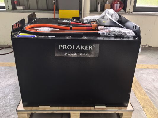 Bateria LiFePO4 para empilhadeira de trabalho pesado com Smart BMS. UN38.3 Certificado IEC, 83.2V 630Ah para empilhadeira Linde 80V.