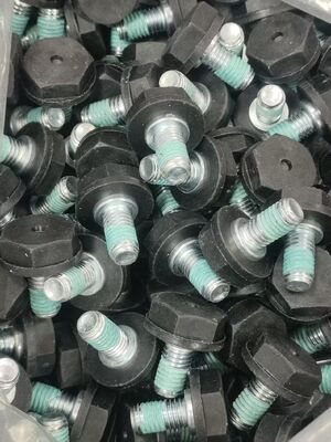 Parafusos plásticos reforçados com fibra de vidro PP+GF para conjunto de bateria acidificada ao chumbo