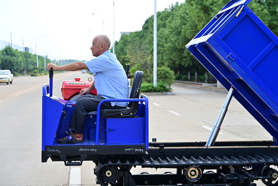 3000kg 20.1kw / 2600r/Min Potência do motor GF3000 Tracked Dumper Máquina de colheita de durião de alta eficiência